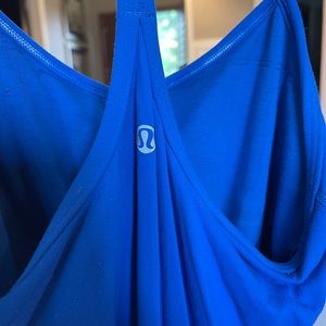 Lululemon tank with built in bra
